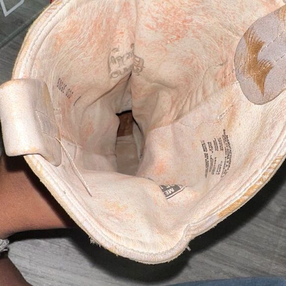 Frida Cuadra Pointed Toe Western Boots - Picture 10 of 10